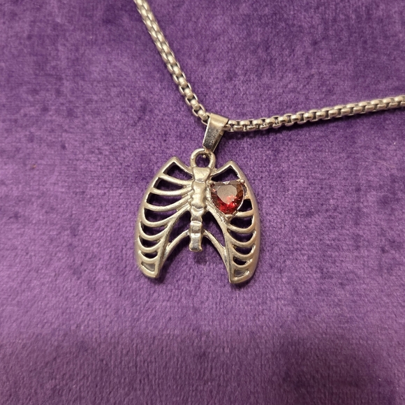 🖤 Emo Ribcage Necklace - Picture 1 of 3